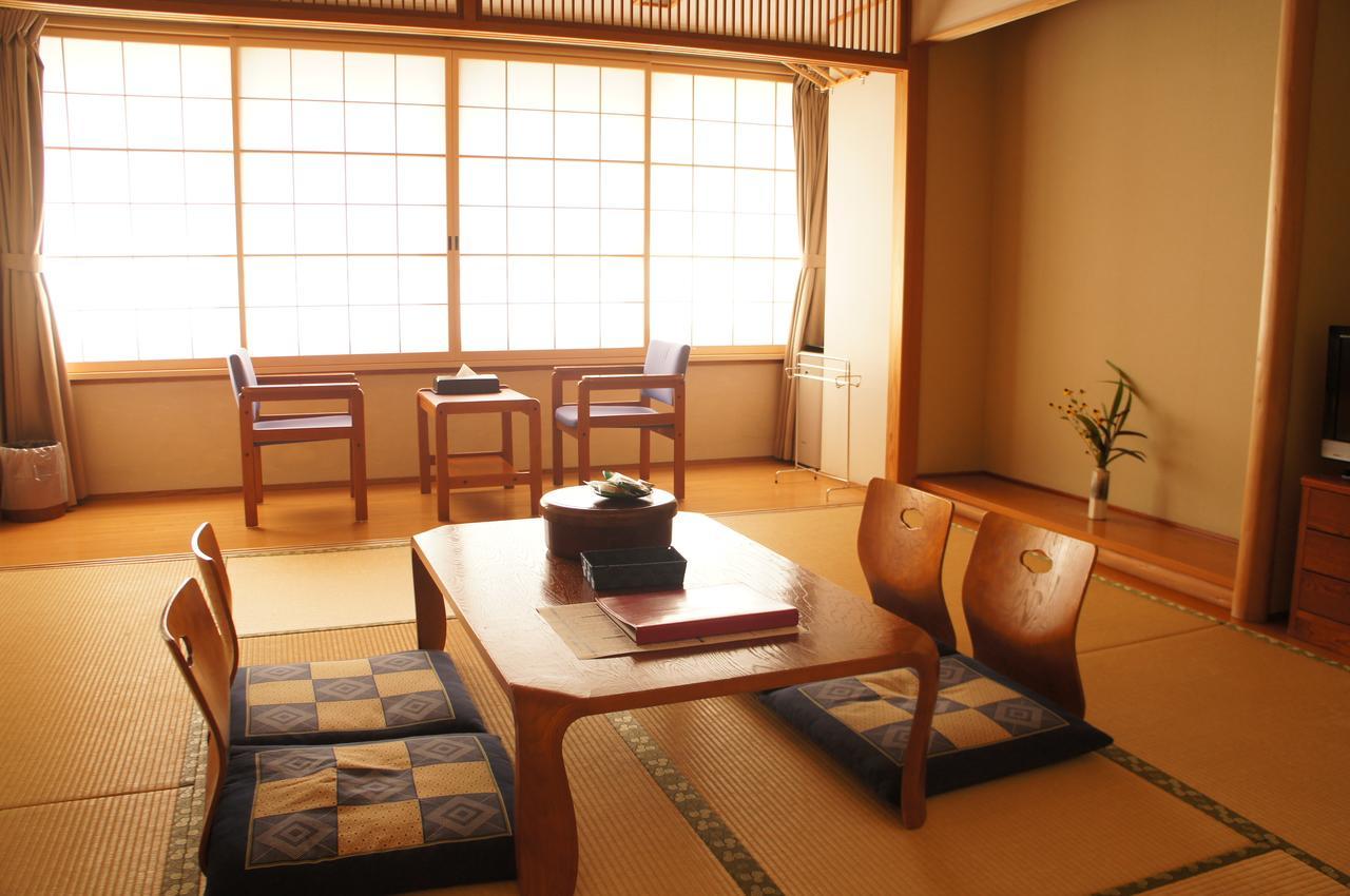Kamiyama Onsen Hotel Shikinosato & Iyashinoyu 徳島市 エクステリア 写真